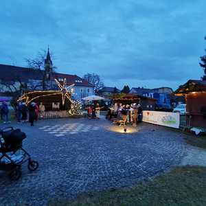 Familiengottesdienst auf der Dorfwiese