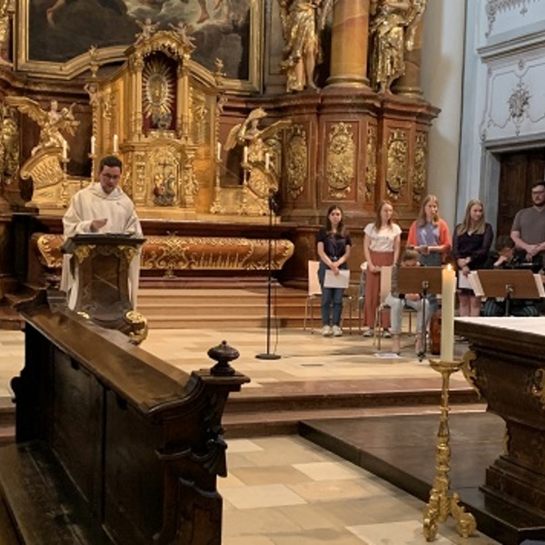 Gottesdienst in der Ursulinenkirche / KHG/Emberger