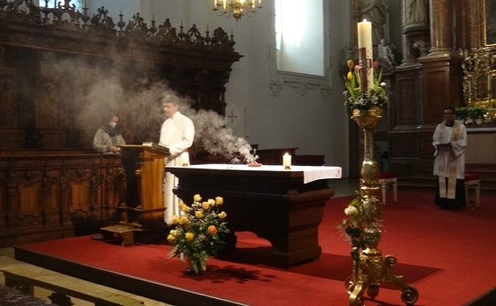 ebet für geistliche Berufungen in der Ignatiuskirche / Alter Dom