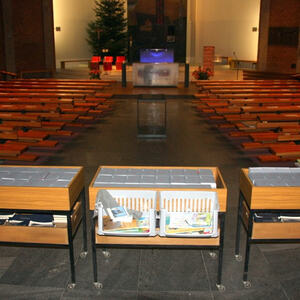 Neues Gotteslob im Gottesdienst und Männerfrühschopppen